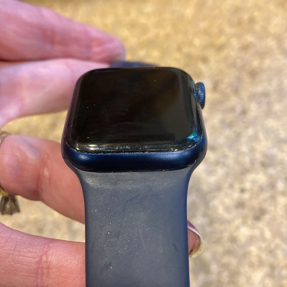 Apple Watch Series 6 GPS 40 mm Blue Aluminum Case Deep Navy SportBand
